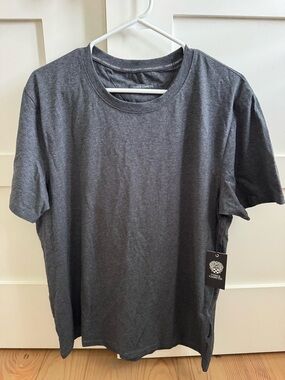Vince Camuto Men's Dark Charcoal Crew Neck Tee